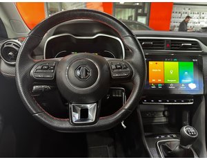 
										MG ZS 1.5 LUXURY full									