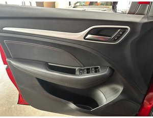 
										MG ZS 1.5 LUXURY full									