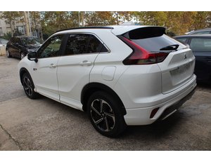 
										MITSUBISHI ECLIPSE CROSS 2.4 PHEV KAITEKI+ AUTO 4WD full									