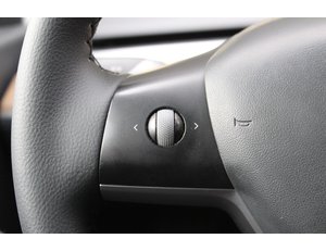 
										TESLA MODEL 3 GRAN AUTONOMIA AWD full									