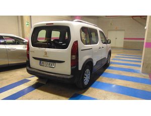 
										PEUGEOT RIFTER 1.5BLUEHDI 100CV ACTIVE full									