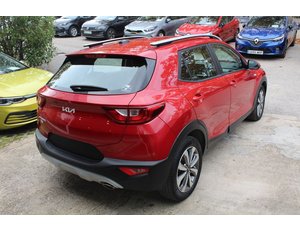 
										KIA STONIC 1.2 DPI 62KW (84CV) DRIVE full									