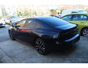 
										PEUGEOT 508 5P GT HYBRID 225 E-EAT8 full									