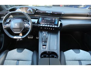 
										PEUGEOT 508 5P GT HYBRID 225 E-EAT8 full									