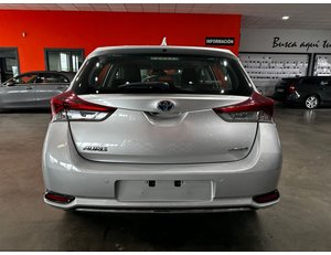 
										TOYOTA AURIS 1.8 140H HYBRID ACTIVE full									