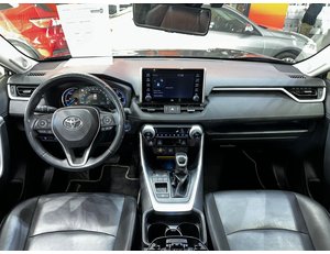 
										TOYOTA RAV4 2.5L 220H LUXURY full									