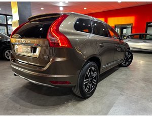 
										VOLVO XC60 XC-60 2.0 D3 SUMMUM full									