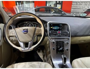 
										VOLVO XC60 XC-60 2.0 D3 SUMMUM full									