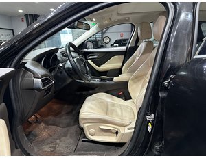 
										JAGUAR F-PACE 2.0L I4D AWD AUTOMATICO PURE 150CV full									
