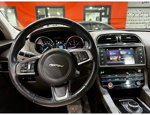 
										JAGUAR F-PACE 2.0L I4D AWD AUTOMATICO PURE 150CV full									