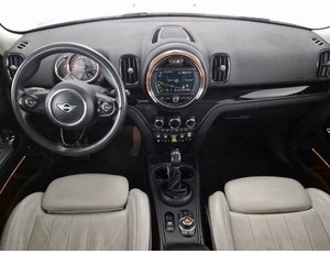 
										MINI COUNTRYMAN COOPER S E ALL4 full									