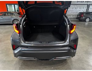 
										TOYOTA C-HR 2.0 180H ADVANCE full									