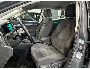 
										VOLKSWAGEN GOLF EHYBRID 1.4 TSI 150KW (204CV) DSG full									