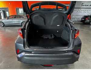 
										TOYOTA C-HR 1.8 125H ACTIVE full									