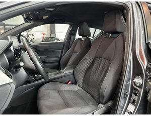 
										TOYOTA C-HR 1.8 125H ACTIVE full									