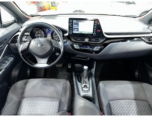
										TOYOTA C-HR 1.8 125H ACTIVE full									
