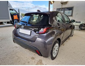 
										TOYOTA YARIS 1.5 120H BUSINESS PLUS full									