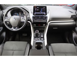 
										MITSUBISHI ECLIPSE CROSS 2.4 PHEV KAITEKI AUTO 4WD full									