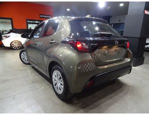 
										MAZDA 2 1.5 85 KW (116 CV) CVT CENTRE-LINE full									