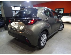 
										MAZDA 2 1.5 85 KW (116 CV) CVT CENTRE-LINE full									