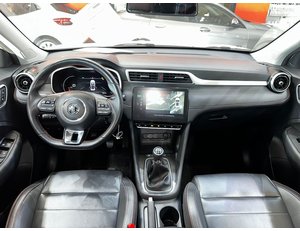 
										MG ZS 1.5 LUXURY full									