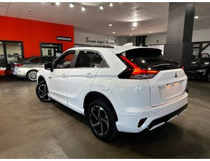 
										MITSUBISHI ECLIPSE CROSS 2.4 PHEV KAITEKI+ AUTO 4WD full									