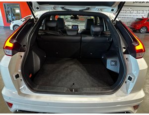 
										MITSUBISHI ECLIPSE CROSS 2.4 PHEV KAITEKI+ AUTO 4WD full									