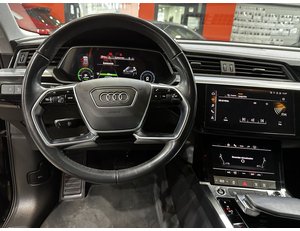 
										AUDI E-TRON 50 QUATTRO full									
