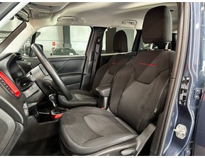
										JEEP RENEGADE TRAILHAWK 4XE 1.3 PHEV 177KW(240CV) AT full									