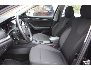 
										SKODA OCTAVIA COMBI 1.4 TSI 150KW(204CV)DSG PHEV STYLE full									