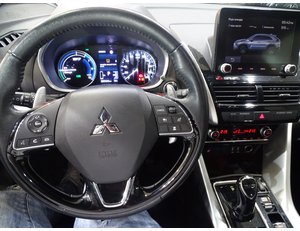 
										MITSUBISHI ECLIPSE CROSS 2.4 PHEV KAITEKI+ AUTO 4WD full									
