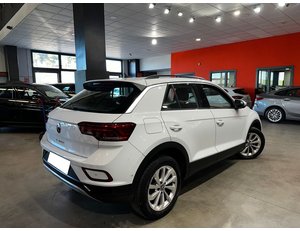 
										VOLKSWAGEN T-ROC LIFE 1.5 TSI 110KW (150CV) DSG full									