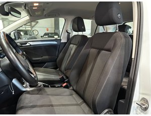
										VOLKSWAGEN T-ROC LIFE 1.5 TSI 110KW (150CV) DSG full									