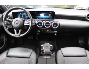
										MERCEDES BENZ CLASE A MERCEDES A 200 full									
