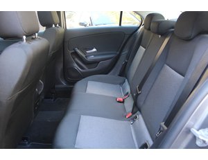 
										MERCEDES BENZ CLASE A MERCEDES A 180 D full									