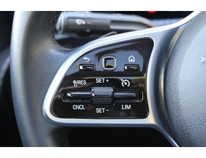 
										MERCEDES BENZ CLASE A MERCEDES A 180 D full									