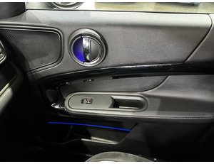 
										MINI COUNTRYMAN COOPER S E ALL4 full									