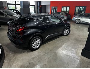 
										TOYOTA C-HR 1.8 125H ACTIVE full									