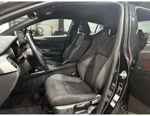 
										TOYOTA C-HR 1.8 125H ACTIVE full									