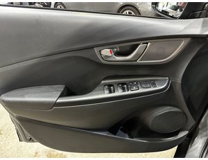 
										HYUNDAI KONA 100KW EV TECNO 2C full									