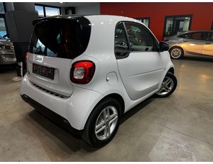 
										SMART FORTWO 60KW(81CV) EQ COUPE full									