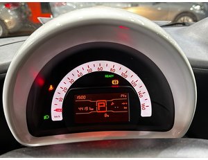 
										SMART FORTWO 60KW(81CV) EQ COUPE full									