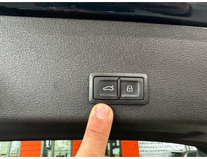 
										AUDI E-TRON ADVANCED 55 QUATTRO full									