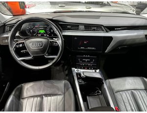 
										AUDI E-TRON ADVANCED 55 QUATTRO full									