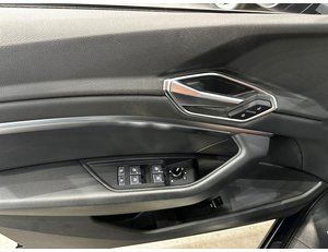 
										AUDI E-TRON ADVANCED 55 QUATTRO full									