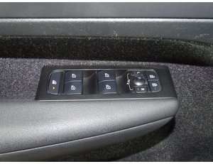 
										VOLVO XC40 1.5 T4 TWIN RECHARGE INSCRIPTION AUTO full									