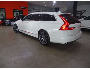 
										VOLVO V90 2.0 T8 AWD INSCRIPTION AUTO full									