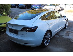 
										TESLA MODEL 3 GRAN AUTONOMIA AWD full									
