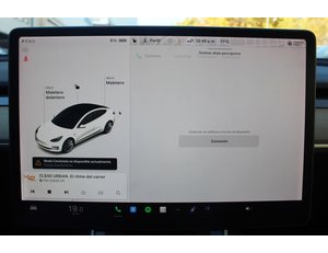 
										TESLA MODEL 3 GRAN AUTONOMIA AWD full									