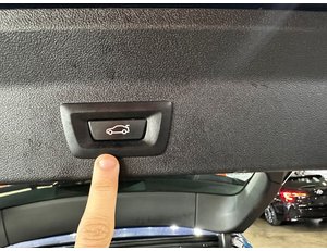 
										BMW X3 XDRIVE30E full									